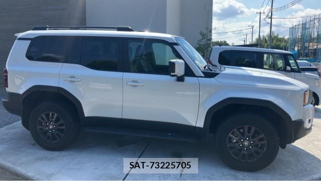 Toyota Land Cruiser 250 2025-01 8281521-3