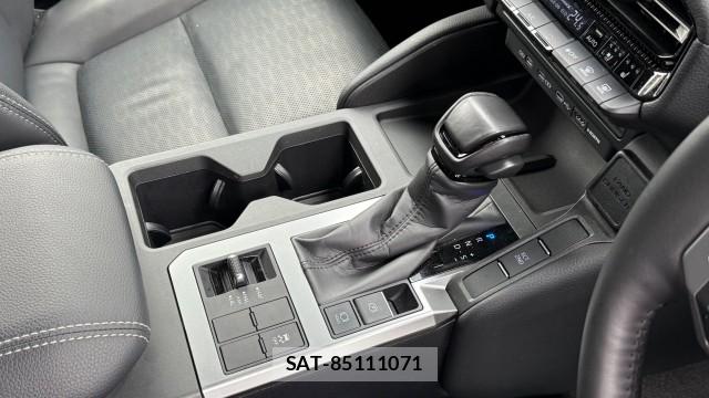 Toyota Land Cruiser 250 2025-01 8281681-13