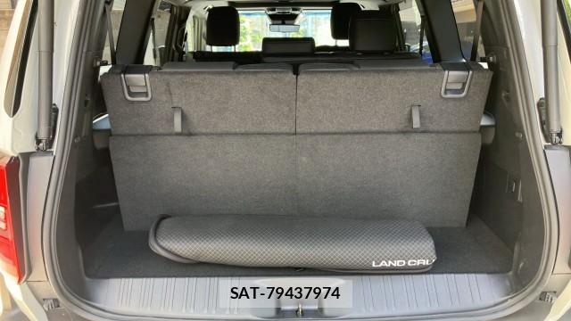 Toyota Land Cruiser 250 2024-10 8282165-17