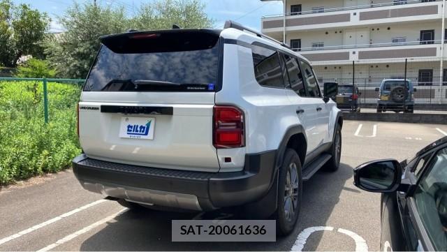 Toyota Land Cruiser 250 2025-01 8282322-12