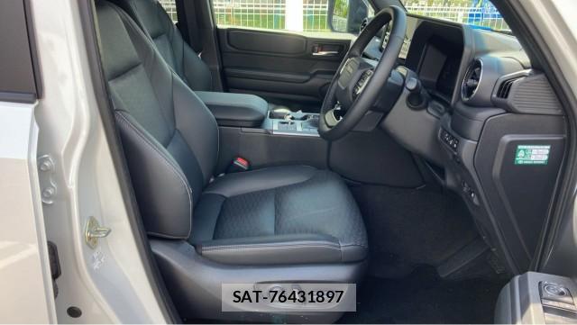 Toyota Land Cruiser 250 2025-06 8282377-5