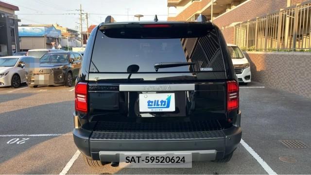 Toyota Land Cruiser 250 2025-07 8282504-1