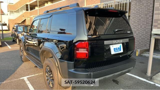 Toyota Land Cruiser 250 2025-07 8282504-13