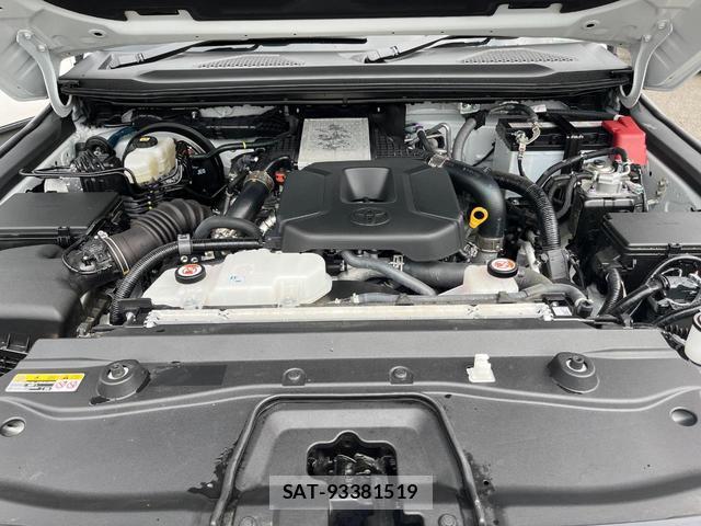 Toyota Land Cruiser 250 2025-04 8282517-18