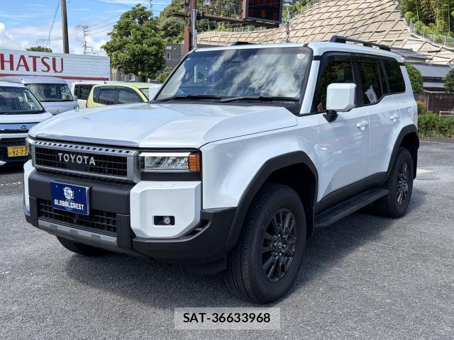 Toyota Land Cruiser 250 2024-10 8283341-0