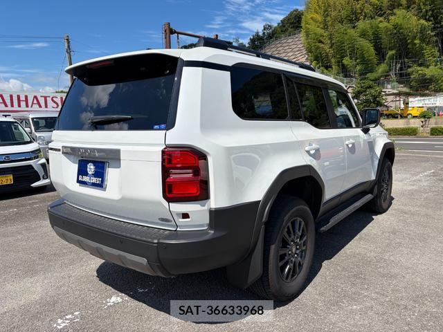 Toyota Land Cruiser 250 2024-10 8283341-13