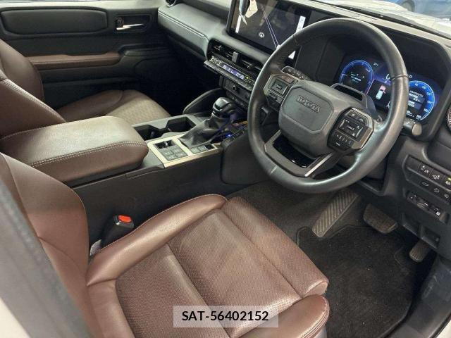 Toyota Land Cruiser 250 2024-05 8284235-3