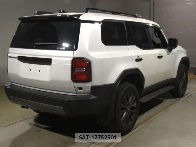 Toyota Land Cruiser 250 2025-01 8284240-3