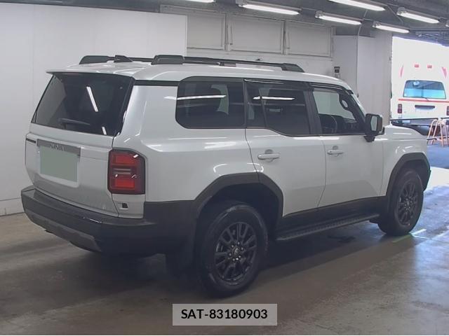 Toyota Land Cruiser 250 2024-09 8284772-1