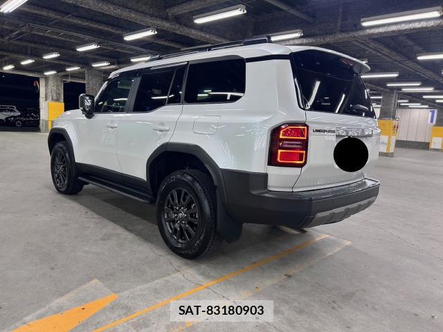 Toyota Land Cruiser 250 2024-09 8284772-10