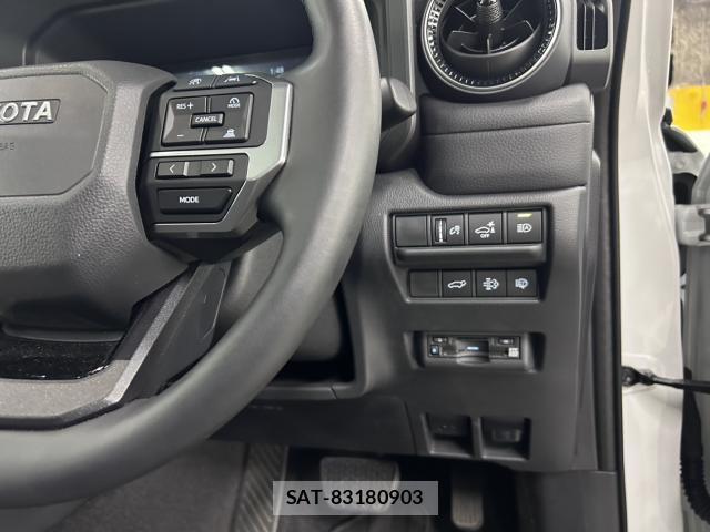 Toyota Land Cruiser 250 2024-09 8284772-13