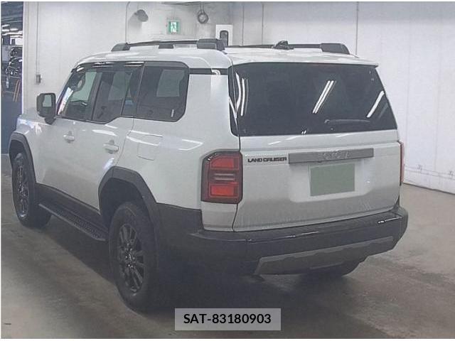 Toyota Land Cruiser 250 2024-09 8284772-4