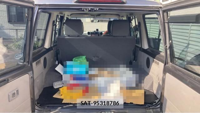 Toyota Land Cruiser 70 2015-03 8281146-17