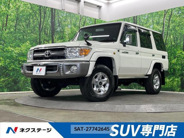 Toyota Land Cruiser 70 2015-03 8282513-0
