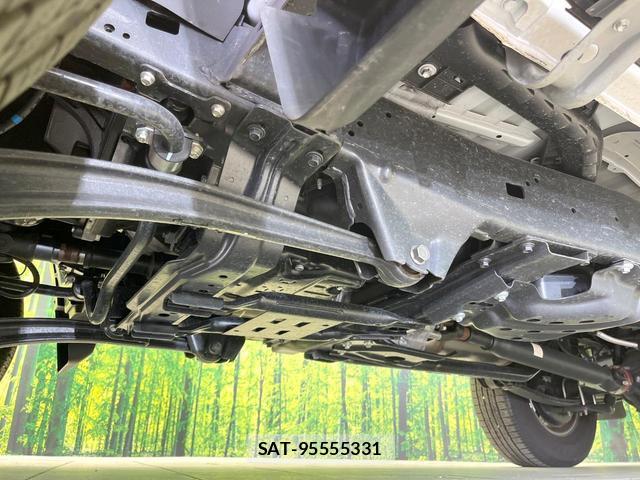 Toyota Land Cruiser 70 2025-06 8282631-17