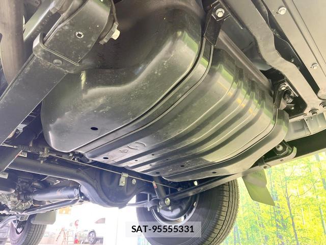 Toyota Land Cruiser 70 2025-06 8282631-19
