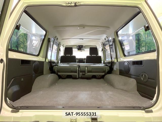 Toyota Land Cruiser 70 2025-06 8282631-9