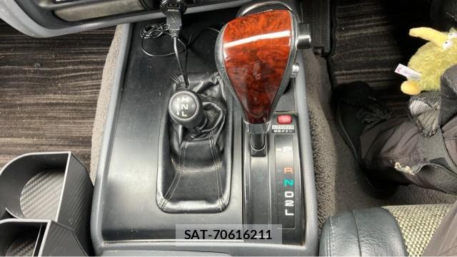 Toyota Land Cruiser 80 1993-04 8282297-14