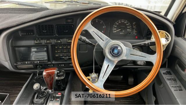Toyota Land Cruiser 80 1993-04 8282297-16