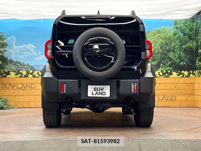 Toyota Land Cruiser FJ 2026-07 8279804-14