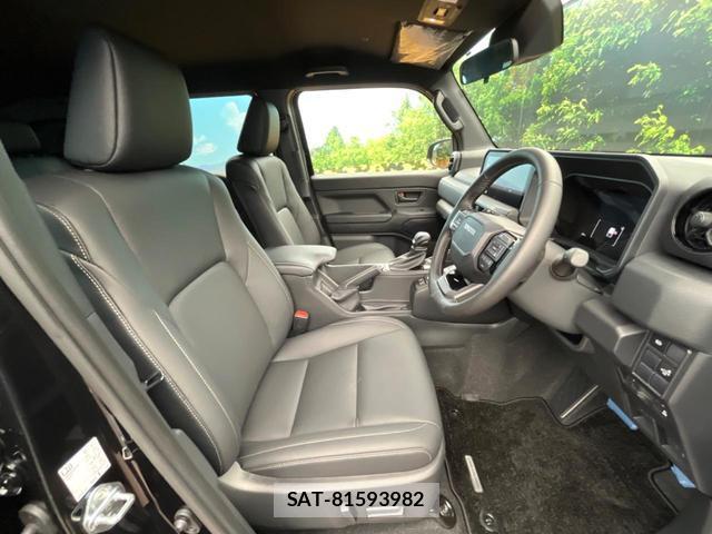 Toyota Land Cruiser FJ 2026-07 8279804-7