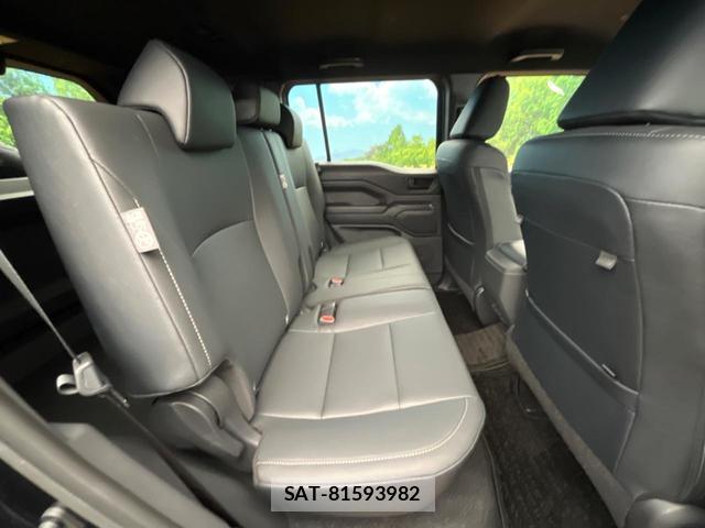 Toyota Land Cruiser FJ 2026-07 8279804-8