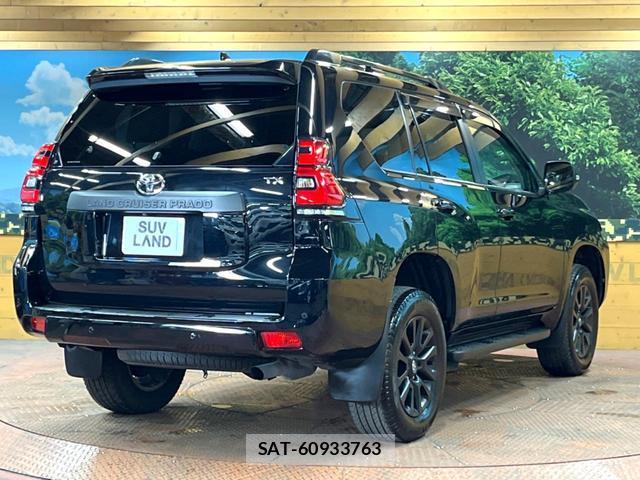Toyota LAND CRUISER PRADO 2023-12 8277752-16