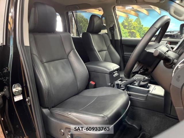Toyota LAND CRUISER PRADO 2023-12 8277752-7