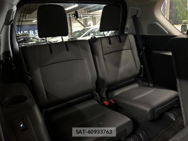 Toyota LAND CRUISER PRADO 2023-12 8277752-9