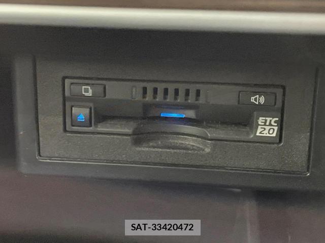 Toyota LAND CRUISER PRADO 2022-06 8278028-7