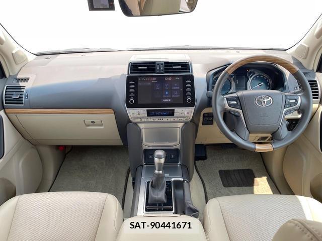 Toyota LAND CRUISER PRADO 2023-01 8279149-1