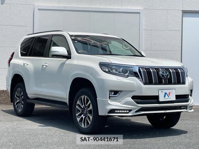 Toyota LAND CRUISER PRADO 2023-01 8279149-18