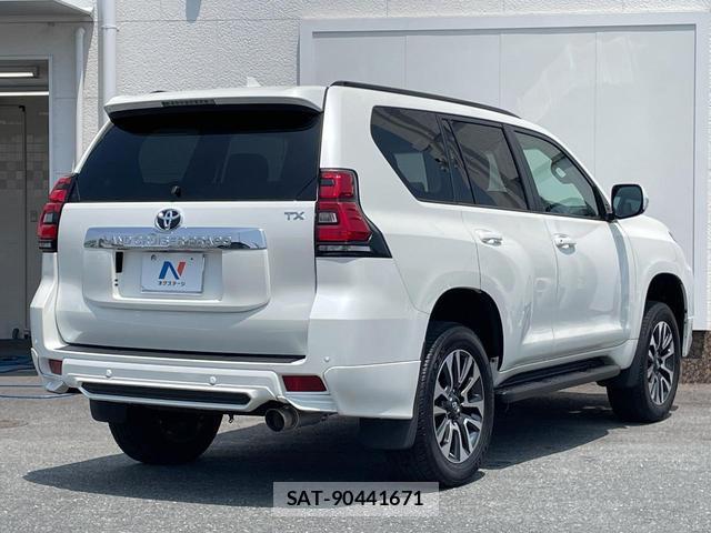 Toyota LAND CRUISER PRADO 2023-01 8279149-19