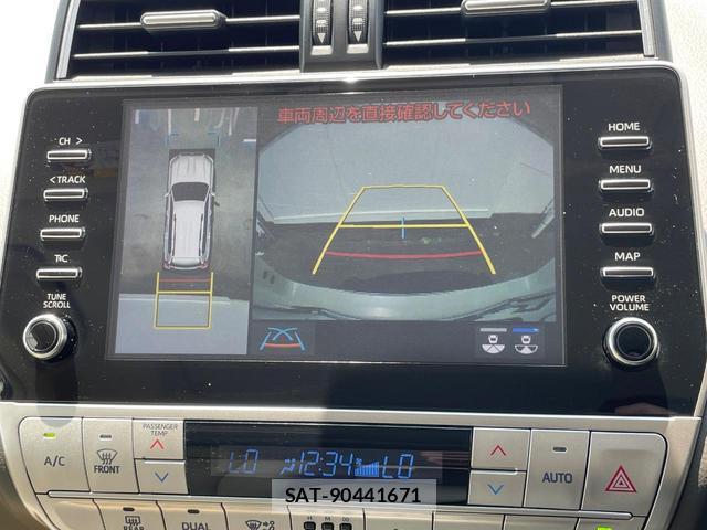 Toyota LAND CRUISER PRADO 2023-01 8279149-5