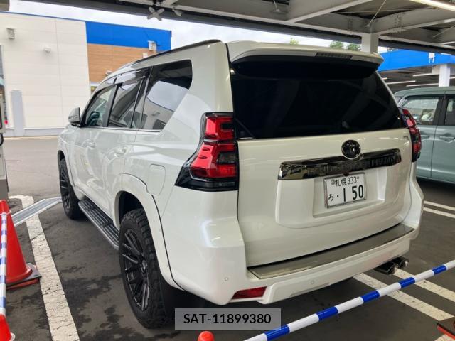 Toyota LAND CRUISER PRADO 2021-03 8279596-3