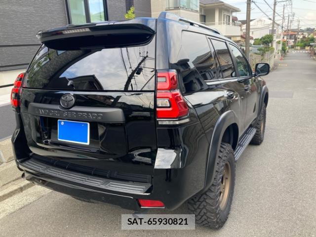 Toyota LAND CRUISER PRADO 2021-06 8279696-13