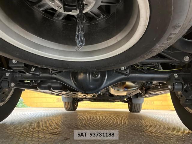 Toyota LAND CRUISER PRADO 2023-09 8279784-18