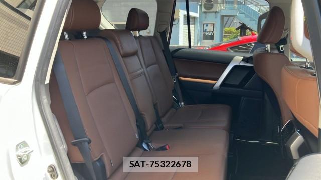 Toyota LAND CRUISER PRADO 2022-04 8280508-6