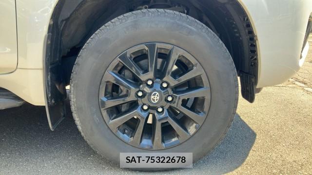 Toyota LAND CRUISER PRADO 2022-04 8280508-8