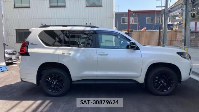 Toyota LAND CRUISER PRADO 2022-07 8280602-10