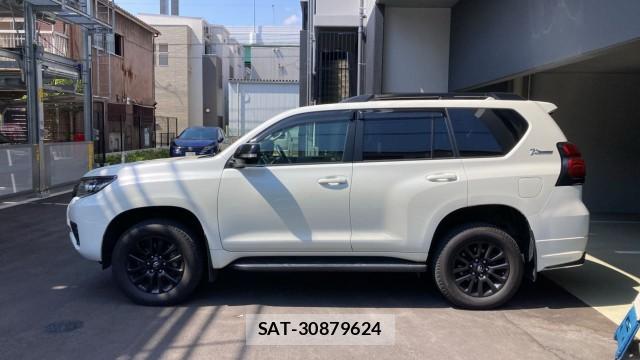 Toyota LAND CRUISER PRADO 2022-07 8280602-3