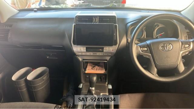 Toyota LAND CRUISER PRADO 2018-10 8280641-2