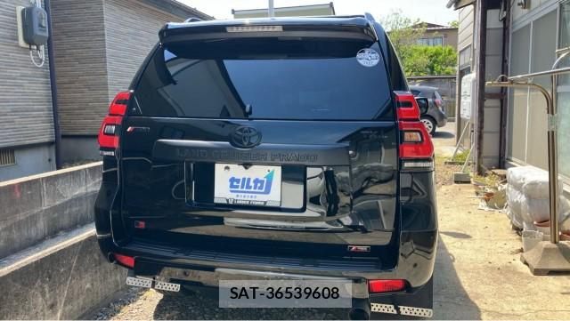 Toyota LAND CRUISER PRADO 2022-11 8280665-1
