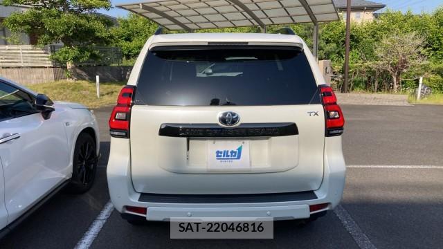Toyota LAND CRUISER PRADO 2022-06 8280673-1
