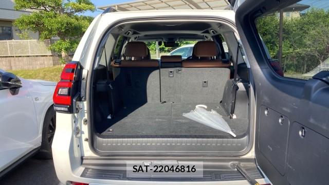 Toyota LAND CRUISER PRADO 2022-06 8280673-17