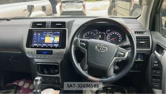 Toyota LAND CRUISER PRADO 2021-07 8280723-16