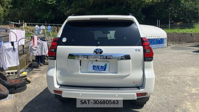 Toyota LAND CRUISER PRADO 2022-07 8280774-1