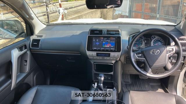 Toyota LAND CRUISER PRADO 2022-07 8280774-2