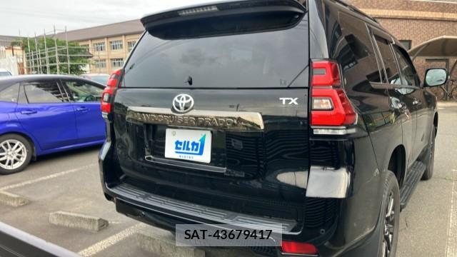 Toyota LAND CRUISER PRADO 2022-03 8280849-1