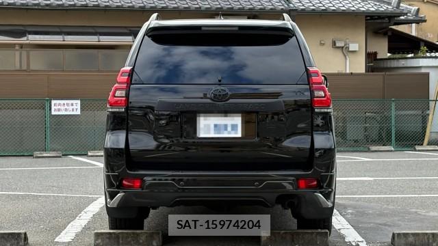 Toyota LAND CRUISER PRADO 2023-04 8280855-1